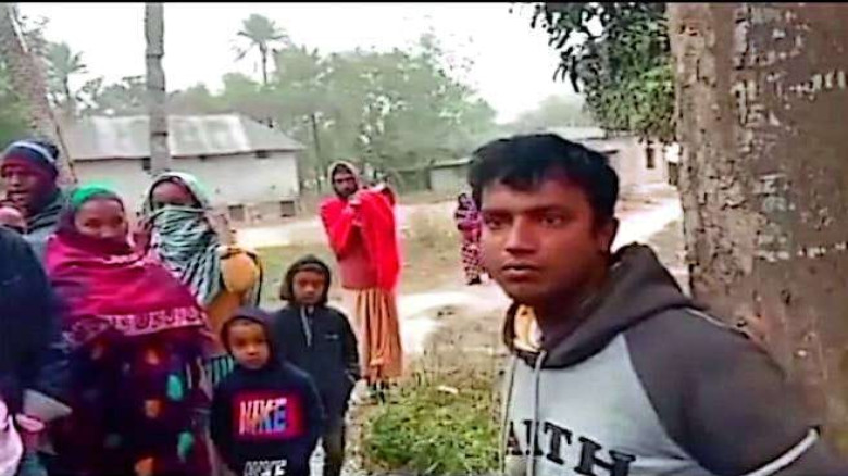 নাচোলে চোর ধরতে গিয়ে বাড়ির মালিক গুরুতর  জখম