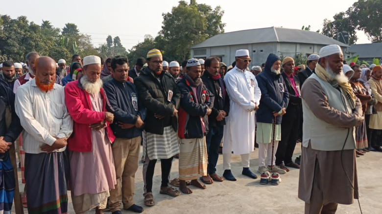 গুরুদাসপুরে সুমন হাসানের উদ্যোগে খালেদা জিয়ার গায়েবানা জানাজ