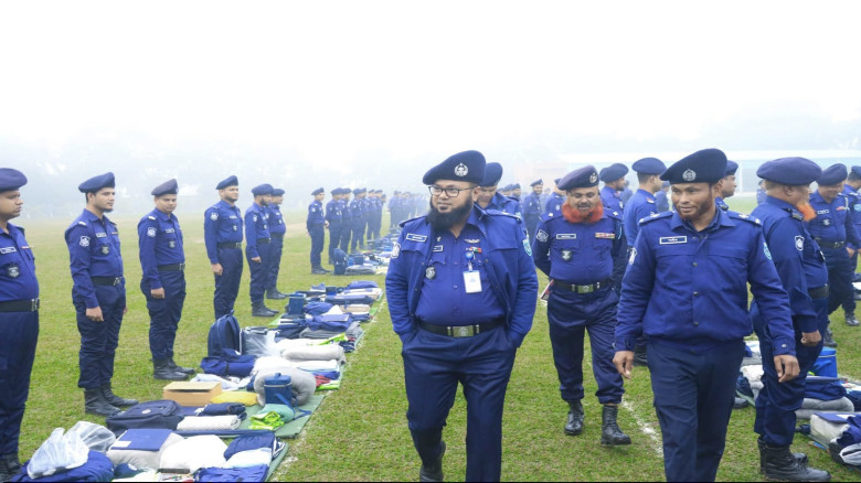 কুড়িগ্রাম জেলা পুলিশের কীট প্যারেড অনুষ্ঠিত