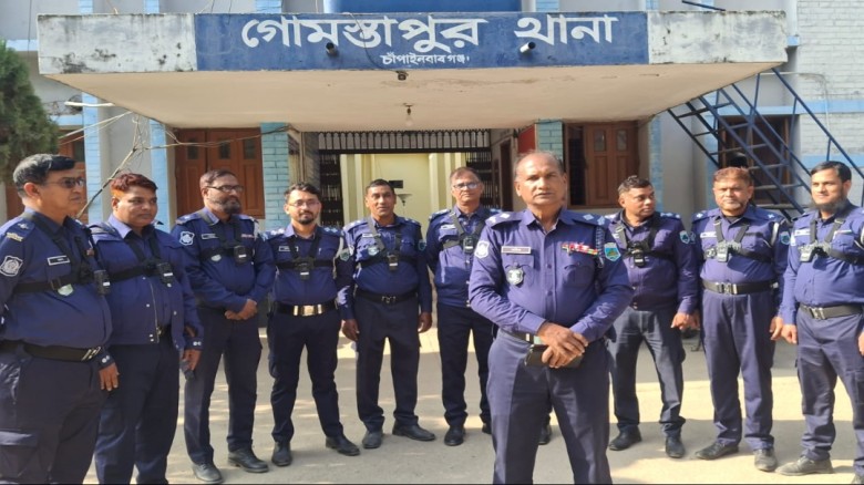 সুষ্ঠু ও শান্তিপূর্ণ নির্বাচনে গোমস্তাপুরে ভোটকেন্দ্রে বডি ও