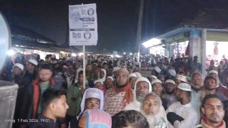 কচাকাটায় জামায়াত–শিবিরের বিশাল নির্বাচনী গণমিছিল