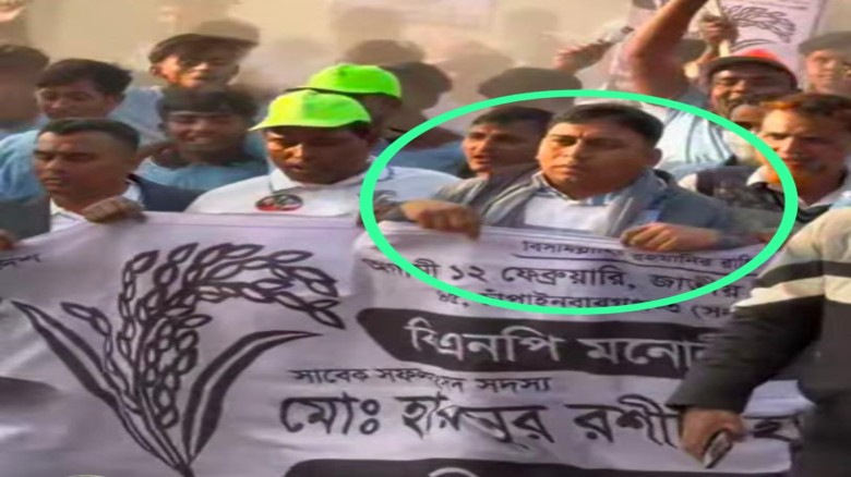 ওয়ারেন্টের আসামি হয়েও প্রকাশ্যে ইউপি সদস্য— ভোটের প্রচারণায় 