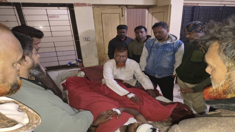 কালিহাতীতে নির্বাচনী সহিংসতা : ধানের শীষ ও হাঁস প্রতীকের সমর