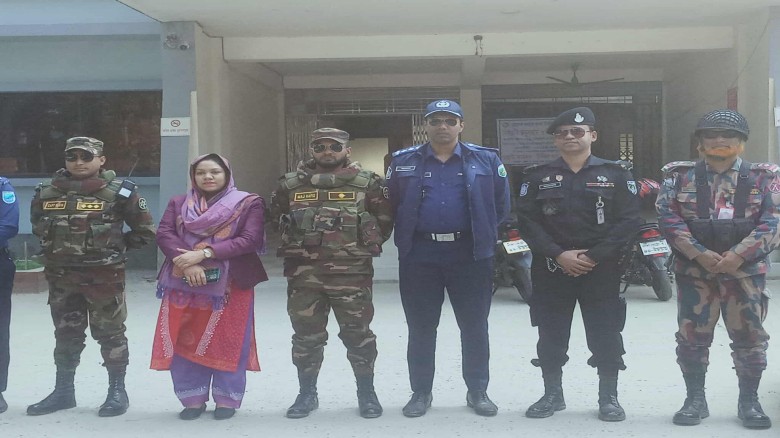 নির্বাচন উপলক্ষে মির্জাপুরে যৌথবাহিনীর ‘ডমিনেশন পেট্রোল’