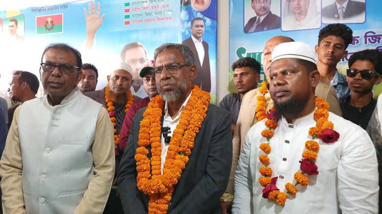 নাটোর -৪ আসনের নব নির্বাচিত সংসদ সদস্য আলহাজ্ব মোঃ আব্দুল আজ