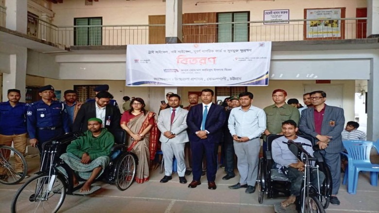 মানবিক ডিসি জাহিদের স্পর্শে বদলে গেল দুই প্রতিবন্ধীর জীবন...