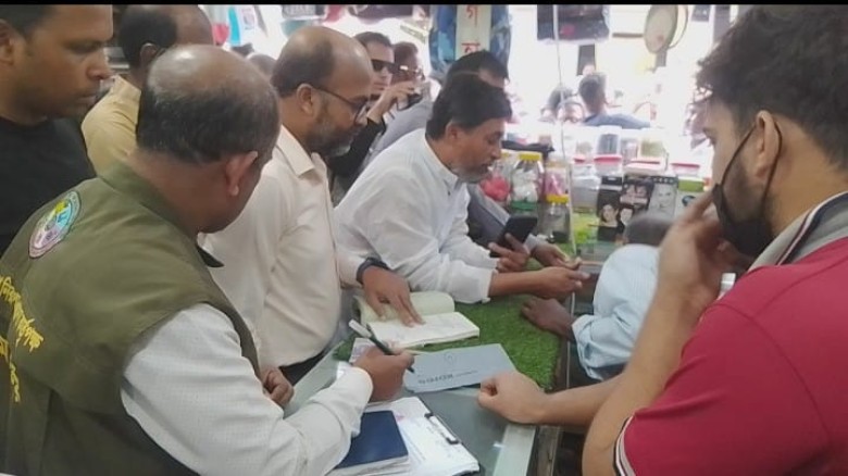 রাজৈরে এমপি জাহান্দার এর  উপস্থিতিতে ভোক্তা অধিকার সংরক্ষণ অ