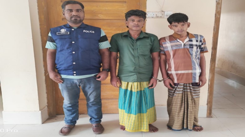 নাসিরনগরে দুই মাদকাসক্ত ছেলেকে পুলিশে দিলেন অসহায় মা ‎
