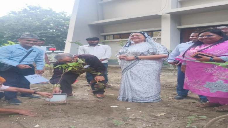 তানোরে বৃক্ষরোপণ কর্মসূচি, সবুজায়নের আহ্বান...