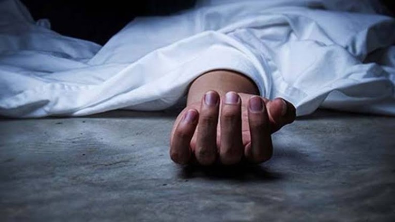 তানোরে গলায় ওড়না পেঁচিয়ে কিশোরীর মৃত্যু