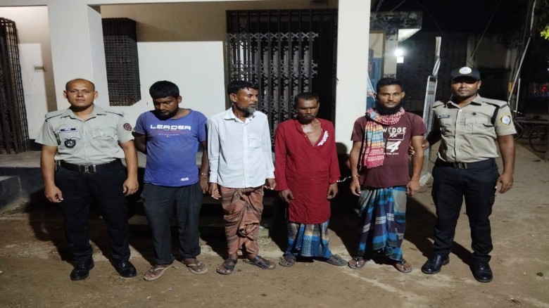 ঠাকুরগাঁওয়ে মাদকবিরোধী অভিযান: সেবনকালে চারজনকে কারাদণ্ড ও অ